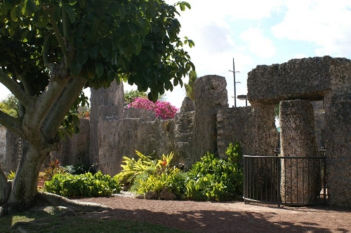 Coral Castle gate. Photo: coralcastle.com.