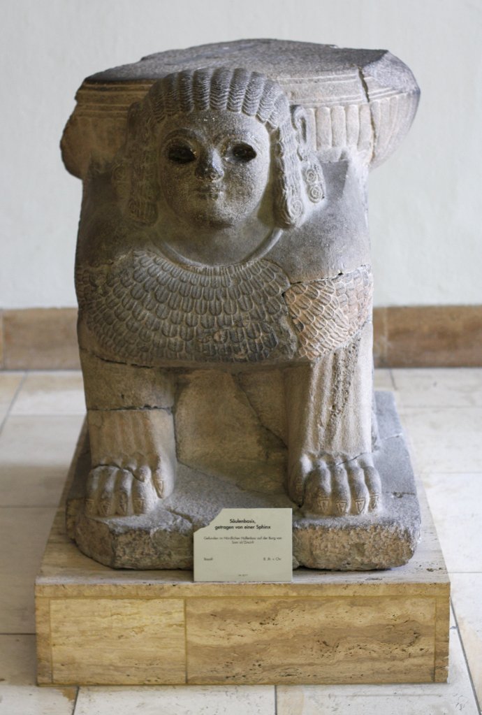 Sumerian sphinx, Pergamon Museum Berlin. Photo: Sanjin Đumišić.