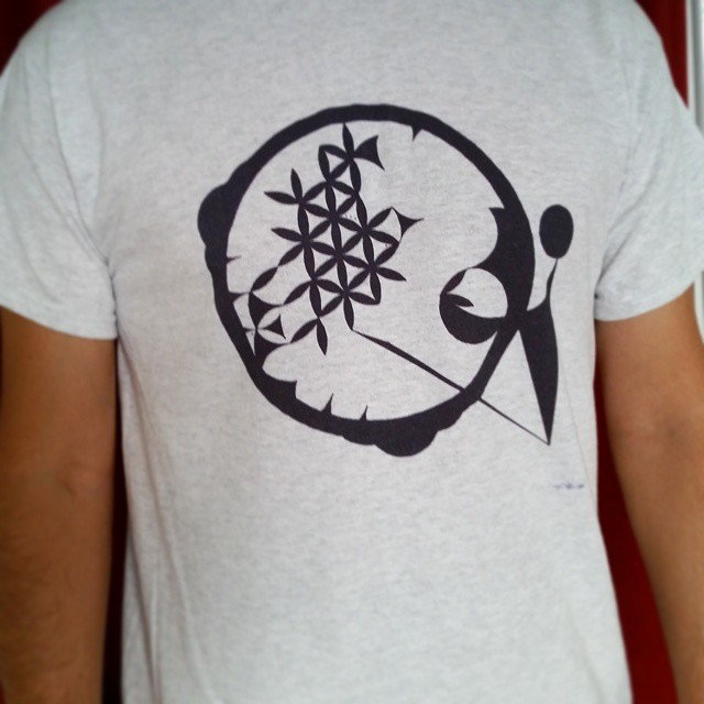 Cosmogram graphic design on a t-shirt. Sanjin Đumišić.