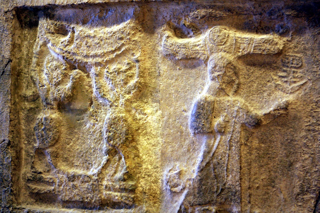 Sumer - Pergamon Museum in Berlin - Wall Carvings. Photo: Sanjin Đumišić.