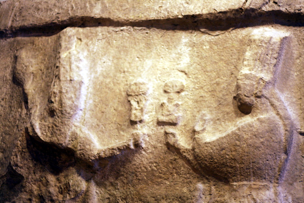 Sumer - Pergamon Museum in Berlin - Wall Carvings. Photo: Sanjin Đumišić.