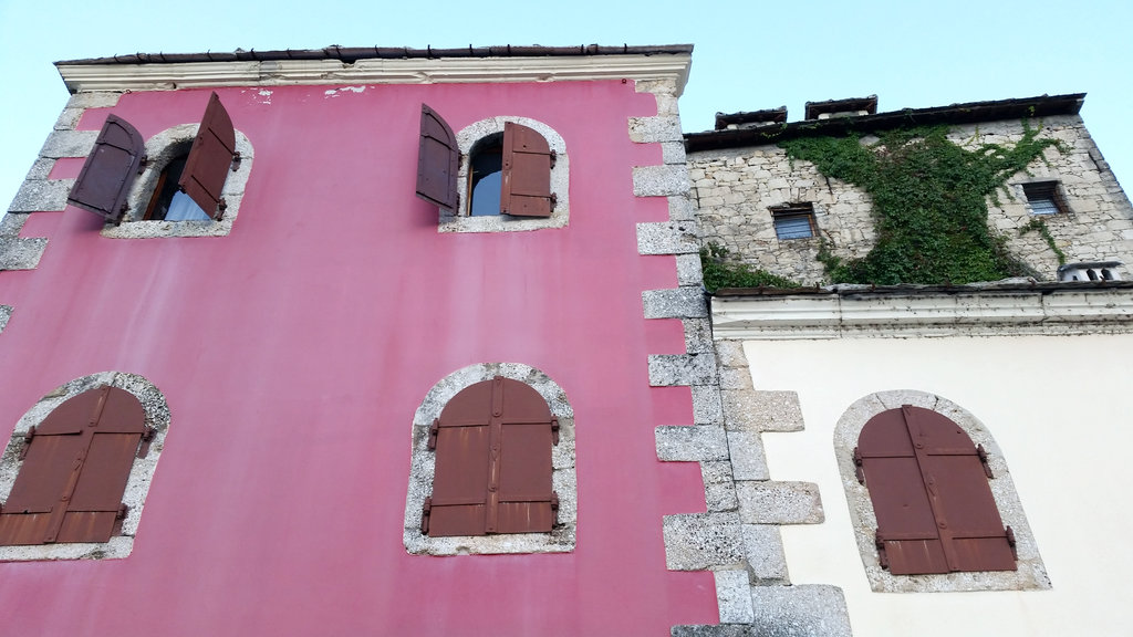 Old town of Mostar. Photo: Sanjin Đumišić.