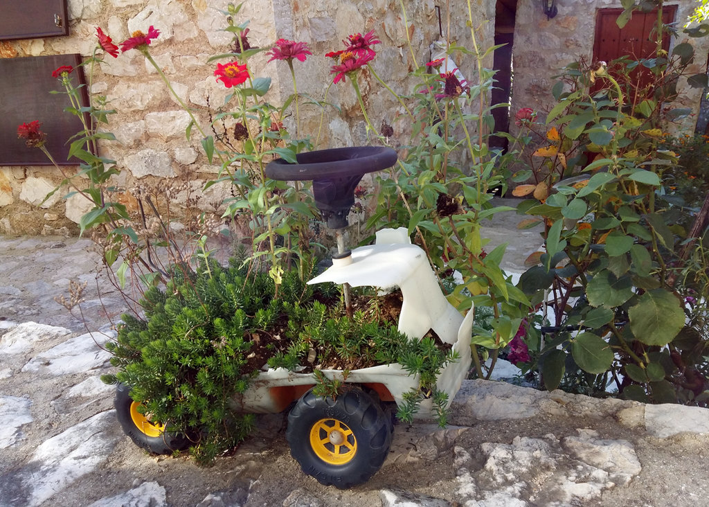 Toddler truck flower pot. Photo: Lisa Sinclair.