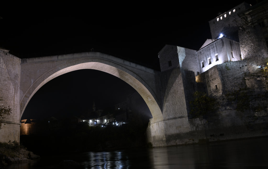 Old Bridge, Stari Most, at nighttime. Photo: Sanjin Đumišić.