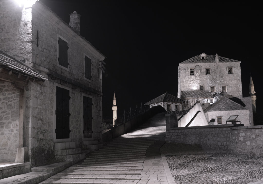 Old Bridge, Stari Most, at nighttime. Photo: Sanjin Đumišić.