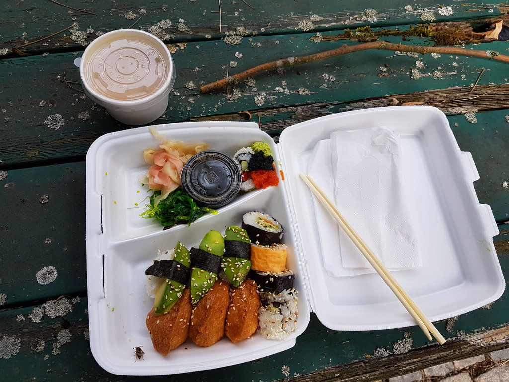 Vegan sushi takeaway. Photo: Sanjin Đumišić.