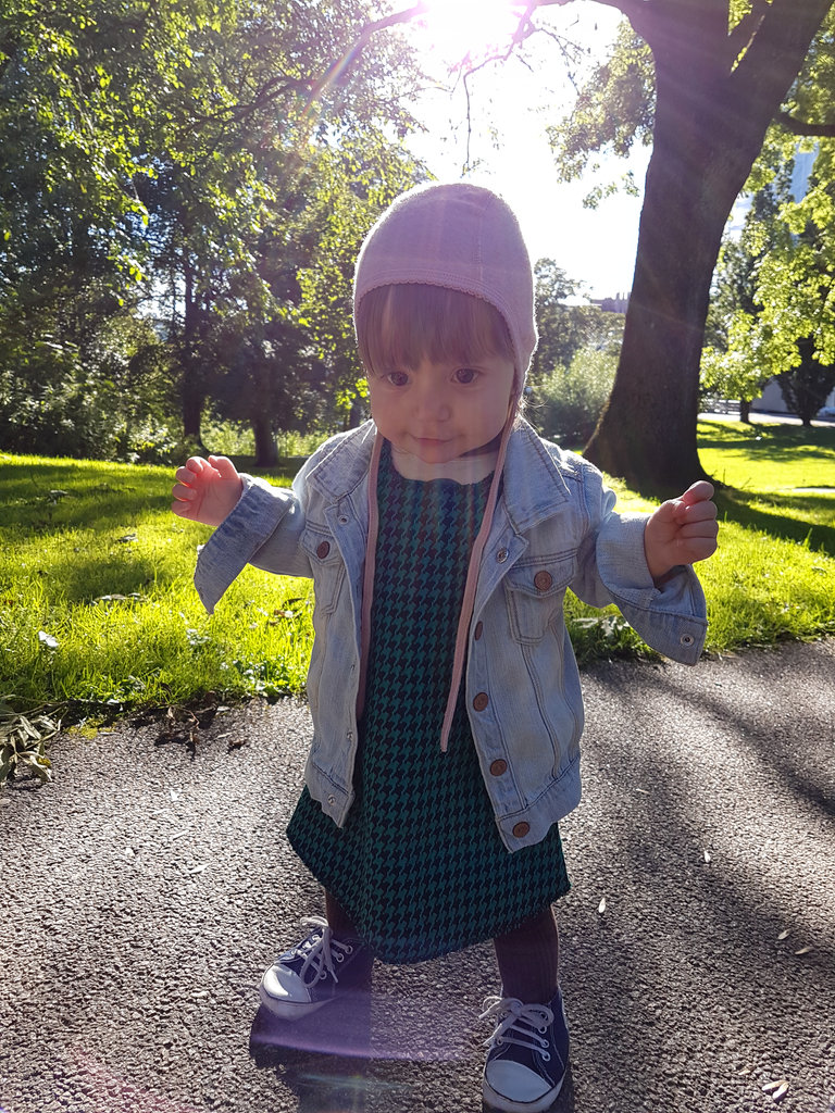 Baby Florens, a windy day in the park. Photo: Sanjin Đumišić.