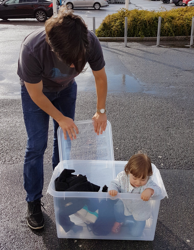 Sanjin with Florens in a rolling box. Photo: Lisa Sinclair.