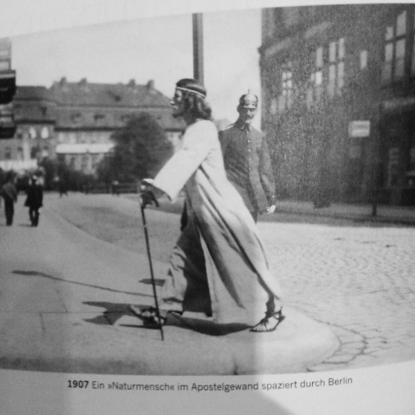 Wonderful photo from 1907 in Berlin