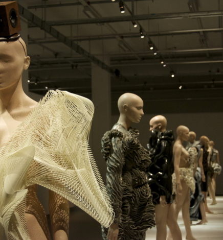 Iris van Herpen – Textile Fashion Center in Borås