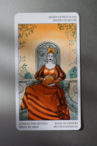 queen of pentacles tarot card meaning advice