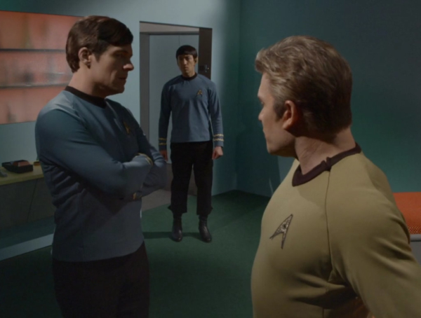 Star Trek Continues – Vic Mignogna as Captain Kirk leads the crew on new journeys!