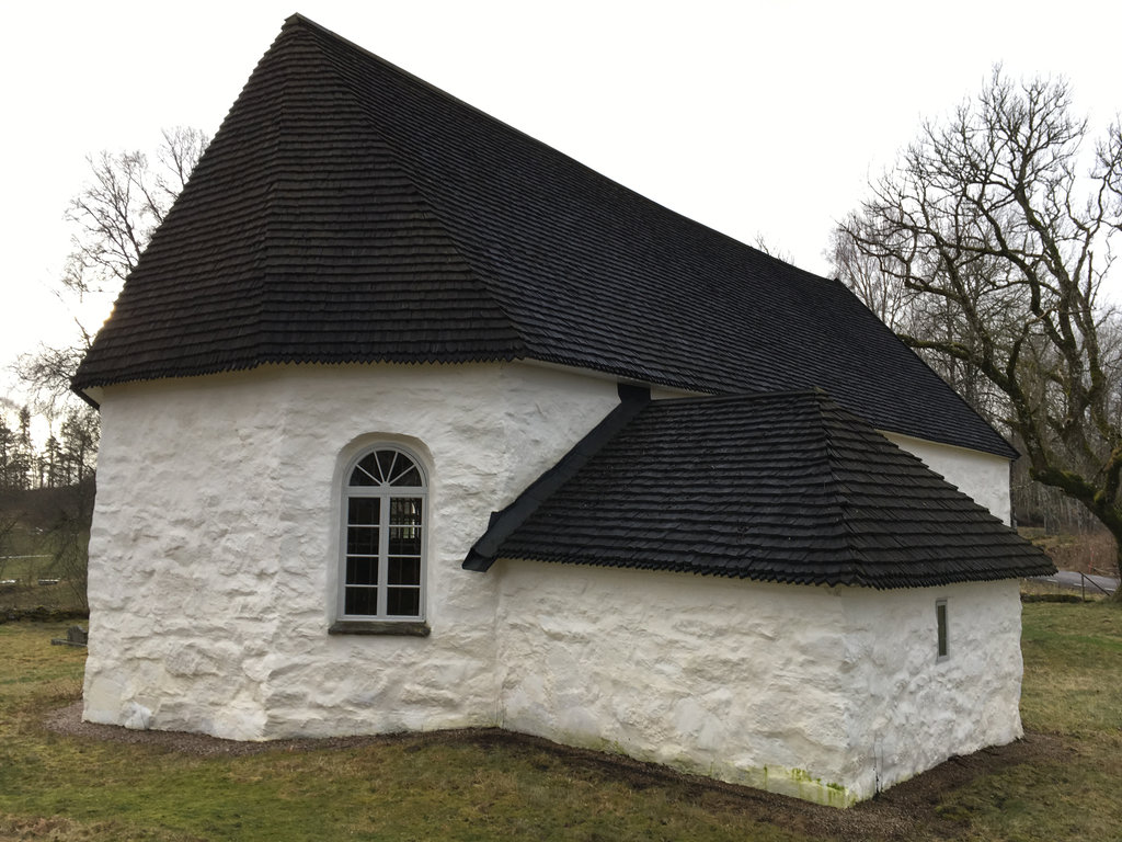 13th Century Medieval Church in Ornunga. Photo: Sanjin Đumišić.