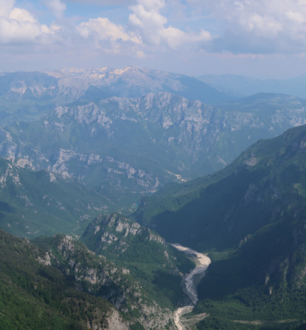 Summit Hike to Veliki Vranac on Čvrsnica Mountain, Bosnia & Herzegovina