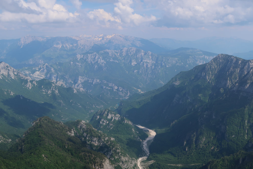 Mountains near Mostar. Photo: Sanjin Đumišić.